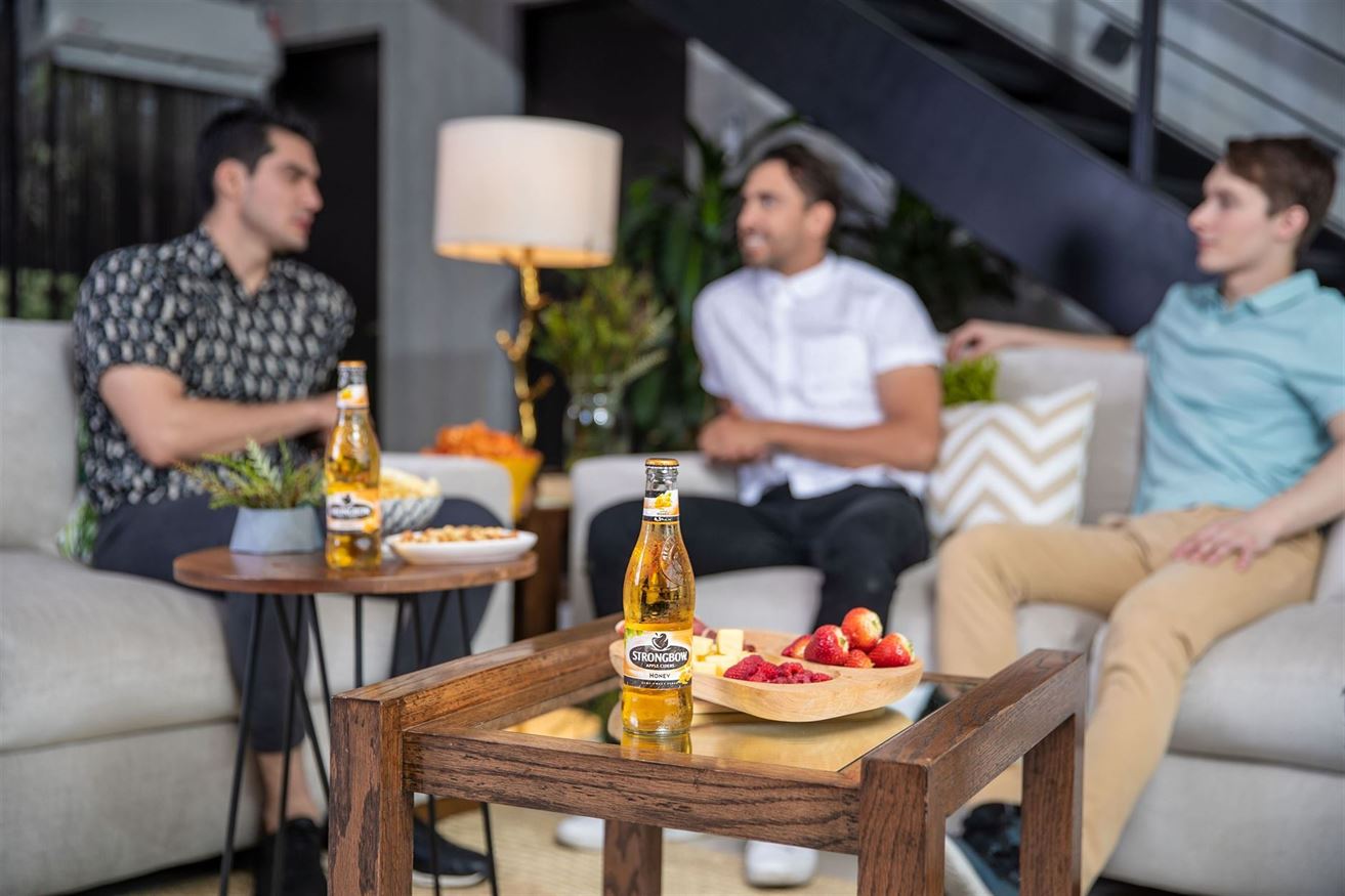 Strongbow Honey Image